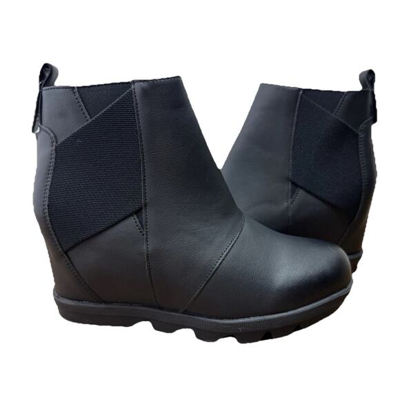 Womens Sz 8 Black Ankle Boots Hidden Heel Wedge Athlefit Sawtooth NWT - Picture 1 of 8